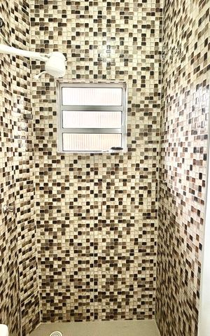 Casa para alugar com 30m², 1 quarto e sem vaga Casa para alugar com 30m², 1 quarto e sem vagaBanheiro