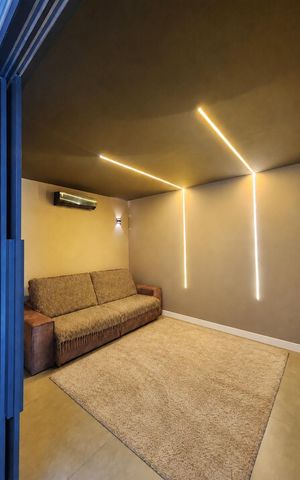 Casa à venda com 376m², 4 quartos e 4 vagas Casa à venda com 376m², 4 quartos e 4 vagasQuarto
