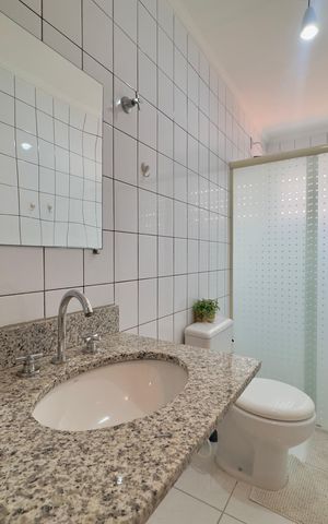 Apartamento à venda com 65m², 2 quartos e 1 vaga Apartamento à venda com 65m², 2 quartos e 1 vagaBanheiro