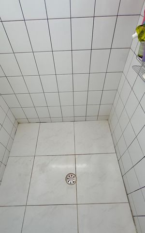 Apartamento à venda com 65m², 2 quartos e 1 vaga Apartamento à venda com 65m², 2 quartos e 1 vagaBanheiro