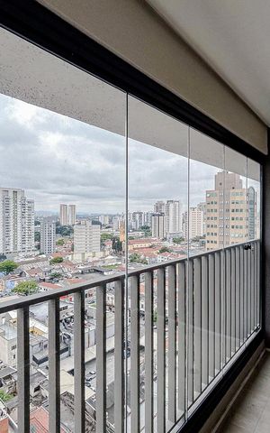 Apartamento para alugar com 68m², 2 quartos e 1 vagaVaranda