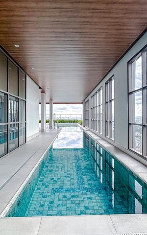 Apartamento para alugar com 68m², 2 quartos e 1 vagaÁrea comum - Piscina