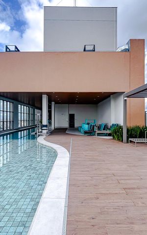 Apartamento para alugar com 68m², 2 quartos e 1 vagaÁrea comum - Piscina