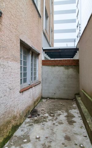 Apartamento à venda com 161m², 3 quartos e 1 vaga Apartamento à venda com 161m², 3 quartos e 1 vagaQuintal