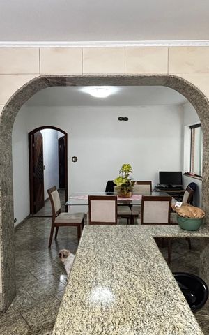 Casa à venda com 272m², 3 quartos e 2 vagas Casa à venda com 272m², 3 quartos e 2 vagasCozinha