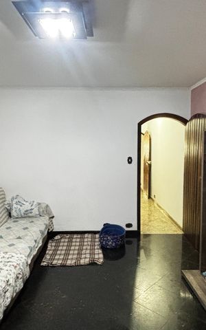 Casa à venda com 272m², 3 quartos e 2 vagas Casa à venda com 272m², 3 quartos e 2 vagasSala