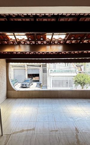 Casa à venda com 272m², 3 quartos e 2 vagas Casa à venda com 272m², 3 quartos e 2 vagasSuite Varanda