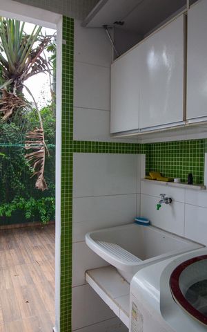 Casa de condomínio para alugar com 125m², 4 quartos e 2 vagas Casa de condomínio para alugar com 125m², 4 quartos e 2 vagasÁrea de Serviço