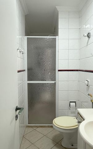 Apartamento para alugar com 150m², 3 quartos e 2 vagas Apartamento para alugar com 150m², 3 quartos e 2 vagasBanheiro Social