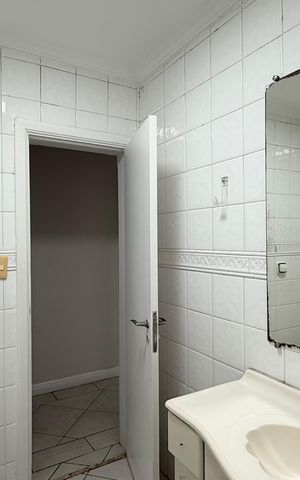 Apartamento para alugar com 150m², 3 quartos e 2 vagas Apartamento para alugar com 150m², 3 quartos e 2 vagasBanheiro Social