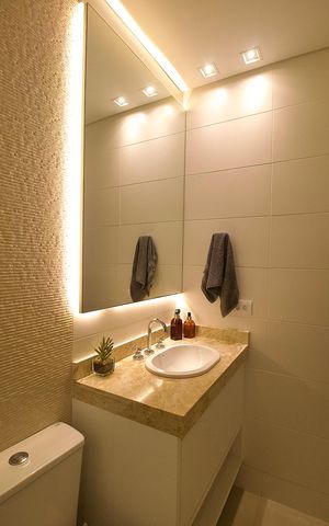 Apartamento à venda com 80m², 2 quartos e 2 vagas Apartamento à venda com 80m², 2 quartos e 2 vagasBanheiro