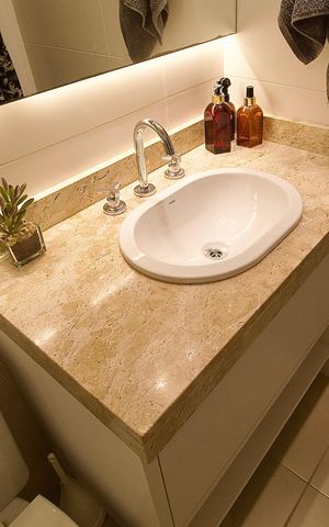 Apartamento à venda com 80m², 2 quartos e 2 vagas Apartamento à venda com 80m², 2 quartos e 2 vagasBanheiro