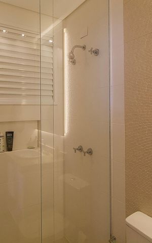 Apartamento à venda com 80m², 2 quartos e 2 vagas Apartamento à venda com 80m², 2 quartos e 2 vagasBanheiro