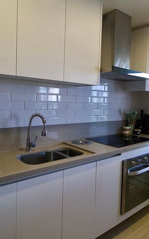 Apartamento à venda com 80m², 2 quartos e 2 vagas Apartamento à venda com 80m², 2 quartos e 2 vagasCozinha