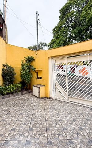 Casa à venda com 126m², 2 quartos e 2 vagas Casa à venda com 126m², 2 quartos e 2 vagasCasa 1