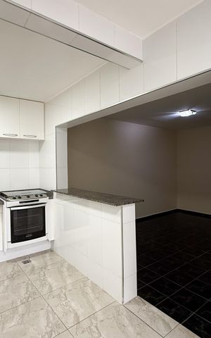 Casa à venda com 126m², 2 quartos e 2 vagas Casa à venda com 126m², 2 quartos e 2 vagasCasa 1