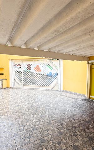 Casa à venda com 126m², 2 quartos e 2 vagas Casa à venda com 126m², 2 quartos e 2 vagasCasa 1