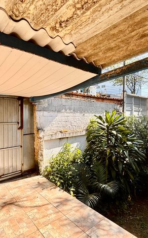 Casa para alugar com 80m², 2 quartos e 3 vagas Casa para alugar com 80m², 2 quartos e 3 vagasGaragem