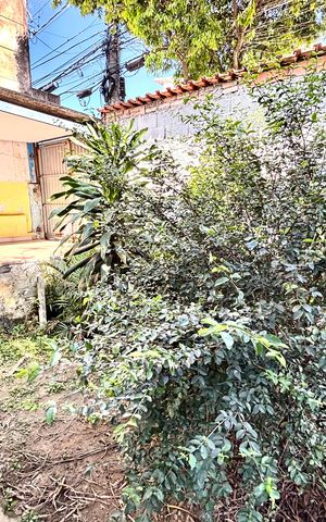 Casa para alugar com 80m², 2 quartos e 3 vagas Casa para alugar com 80m², 2 quartos e 3 vagasQuintal