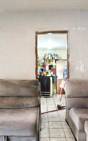 Casa para alugar com 80m², 2 quartos e 3 vagas Casa para alugar com 80m², 2 quartos e 3 vagasSala