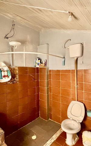 Casa para alugar com 80m², 2 quartos e 3 vagas Casa para alugar com 80m², 2 quartos e 3 vagasBanheiro