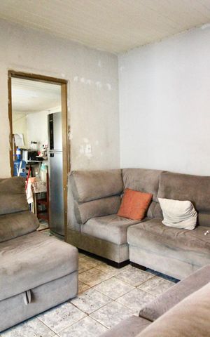 Casa para alugar com 80m², 2 quartos e 3 vagas Casa para alugar com 80m², 2 quartos e 3 vagasSala