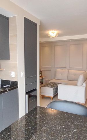 Apartamento à venda com 84m², 2 quartos e 2 vagas Apartamento à venda com 84m², 2 quartos e 2 vagasVaranda