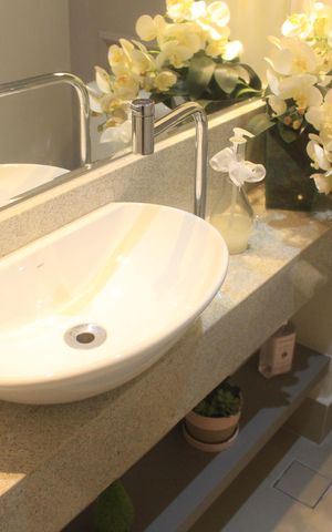 Apartamento à venda com 84m², 2 quartos e 2 vagasLavabo