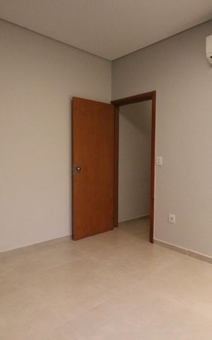 Casa para alugar com 125m², 2 quartos e 1 vaga Casa para alugar com 125m², 2 quartos e 1 vagaSuíte