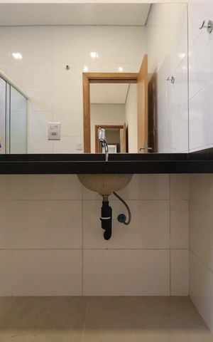 Casa para alugar com 125m², 2 quartos e 1 vaga Casa para alugar com 125m², 2 quartos e 1 vagaBanheiro da Suíte