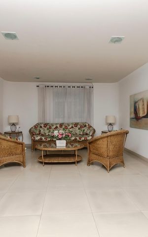 Apartamento à venda com 107m², 3 quartos e 2 vagas Apartamento à venda com 107m², 3 quartos e 2 vagasÁrea Comum