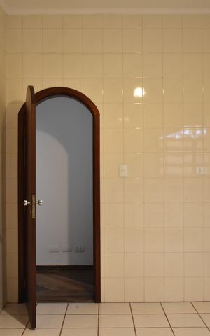 Casa à venda com 234m², 4 quartos e 3 vagasCozinha