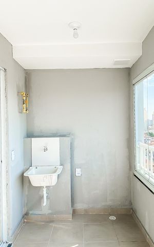 Apartamento para alugar com 35m², 2 quartos e sem vaga Apartamento para alugar com 35m², 2 quartos e sem vagaVaranda / área de serviço