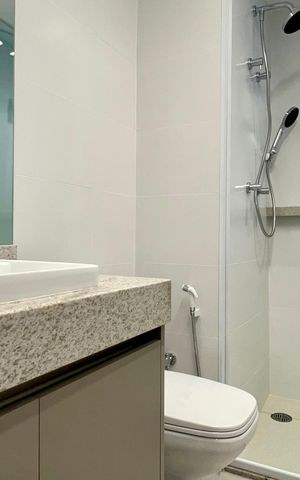 Apartamento à venda com 82m², 2 quartos e 1 vaga Apartamento à venda com 82m², 2 quartos e 1 vagaBanheiro