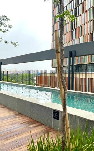 Apartamento à venda com 82m², 2 quartos e 1 vaga Apartamento à venda com 82m², 2 quartos e 1 vagaPiscina