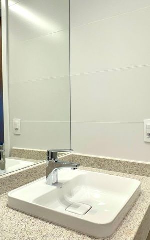 Apartamento à venda com 82m², 2 quartos e 1 vaga Apartamento à venda com 82m², 2 quartos e 1 vagaBanheiro da Suíte