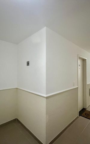 Apartamento para alugar com 50m², 2 quartos e 1 vaga Apartamento para alugar com 50m², 2 quartos e 1 vagaHall Apartamento