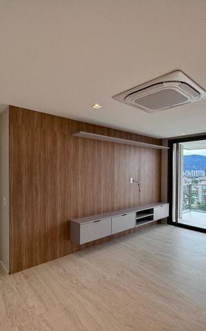 Apartamento para alugar com 130m², 3 quartos e 2 vagas Apartamento para alugar com 130m², 3 quartos e 2 vagasSala