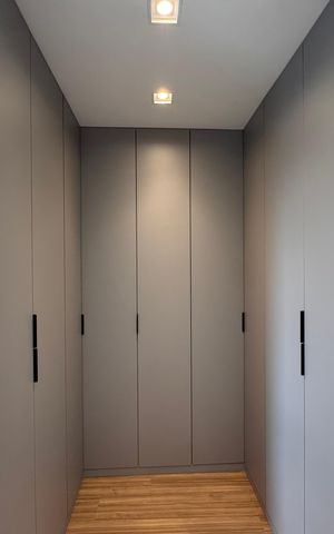 Apartamento para alugar com 130m², 3 quartos e 2 vagas Apartamento para alugar com 130m², 3 quartos e 2 vagasSuíte 1 - Closet