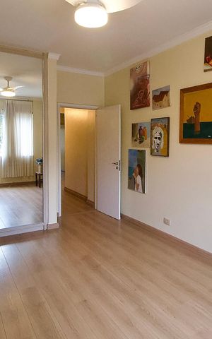 Apartamento à venda com 200m², 3 quartos e 2 vagas Apartamento à venda com 200m², 3 quartos e 2 vagasQuarto 2