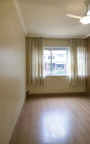 Apartamento à venda com 200m², 3 quartos e 2 vagas Apartamento à venda com 200m², 3 quartos e 2 vagasQuarto Suíte