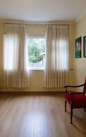 Apartamento à venda com 200m², 3 quartos e 2 vagas Apartamento à venda com 200m², 3 quartos e 2 vagasQuarto 2