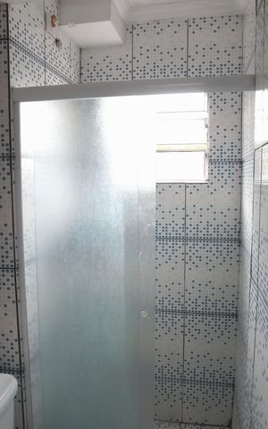 Apartamento à venda com 47m², 2 quartos e 1 vaga Apartamento à venda com 47m², 2 quartos e 1 vagaBanheiro