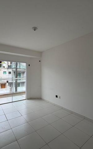 Casa de condomínio para alugar com 130m², 3 quartos e 1 vaga Casa de condomínio para alugar com 130m², 3 quartos e 1 vagaSuíte