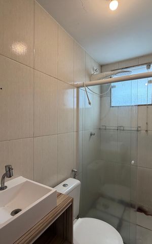 Casa de condomínio para alugar com 130m², 3 quartos e 1 vaga Casa de condomínio para alugar com 130m², 3 quartos e 1 vagaBanheiro da suíte