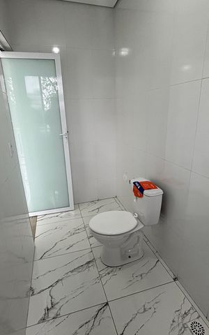 Casa à venda com 126m², 2 quartos e 1 vaga Casa à venda com 126m², 2 quartos e 1 vagaBanheiro suíte 2