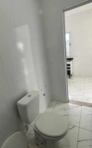 Casa à venda com 126m², 2 quartos e 1 vaga Casa à venda com 126m², 2 quartos e 1 vagaBanheiro