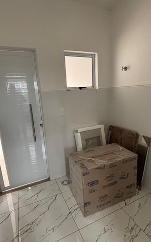 Casa à venda com 126m², 2 quartos e 1 vaga Casa à venda com 126m², 2 quartos e 1 vagaÁrea de serviço