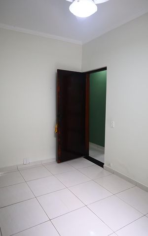Casa para alugar com 160m², 3 quartos e 2 vagasQuarto 2