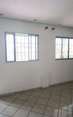 Casa para alugar com 160m², 3 quartos e 2 vagasSala